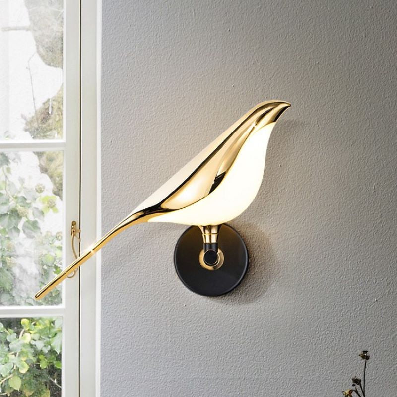 The Magpie Wall Lamp