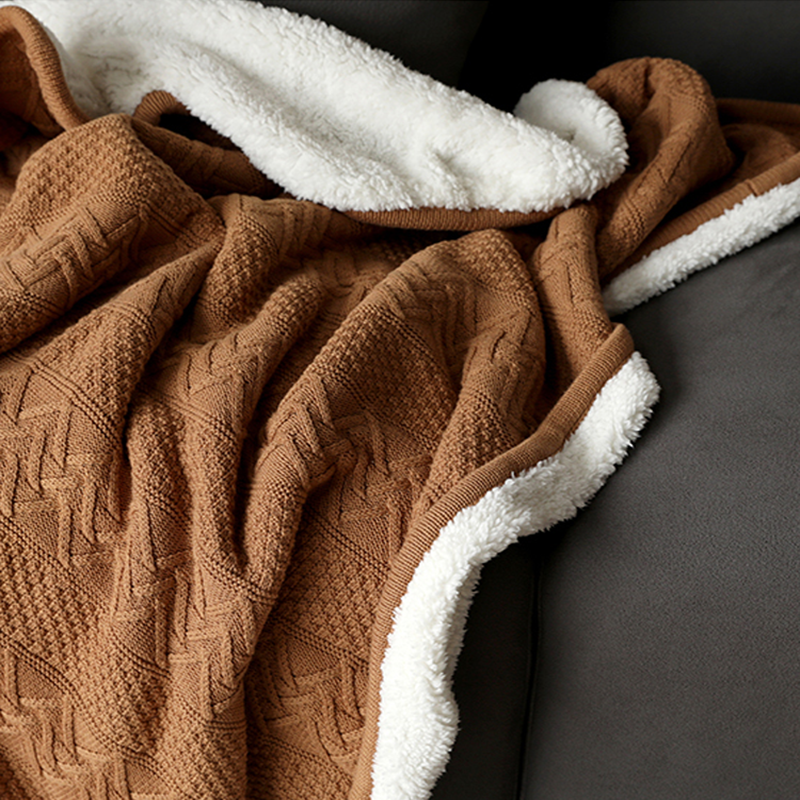 Taiyo Coral Fleece Throw