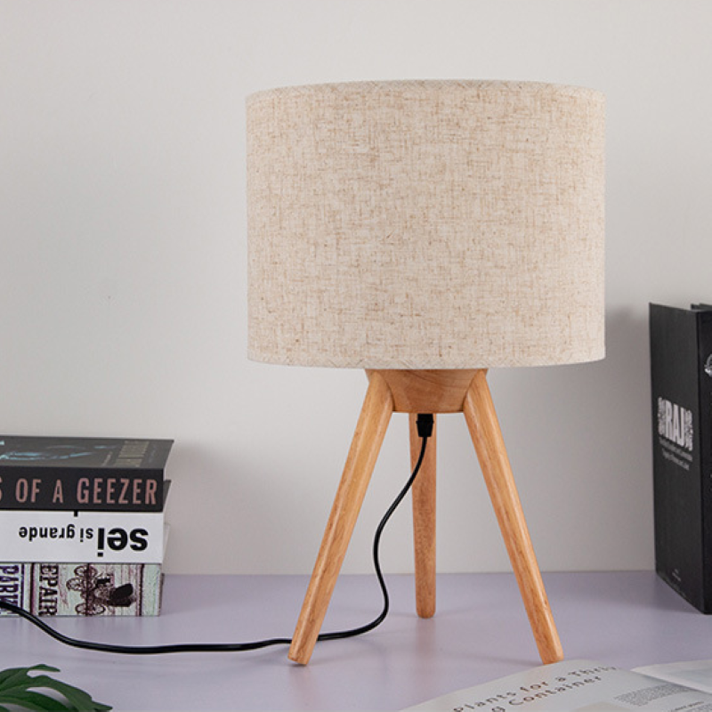 Japanese Style Wooden Triangular Table Lamp