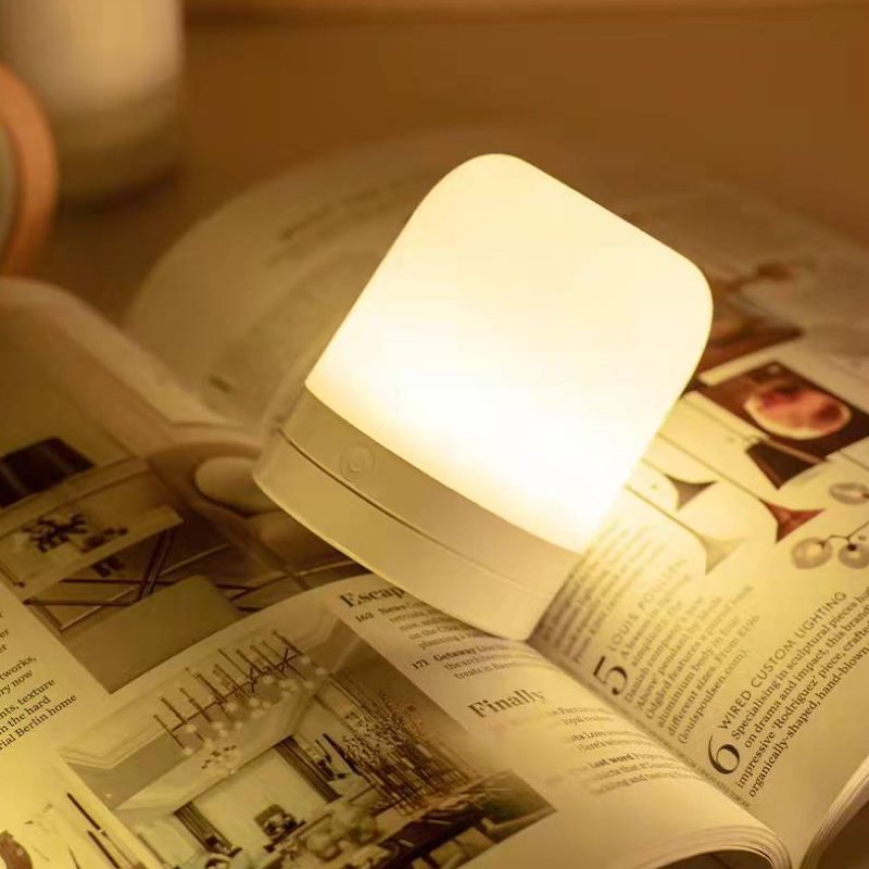 Minimalist Pure White Table Lamp