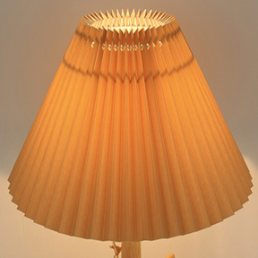 Pleated Fan Fabric Table Lamp