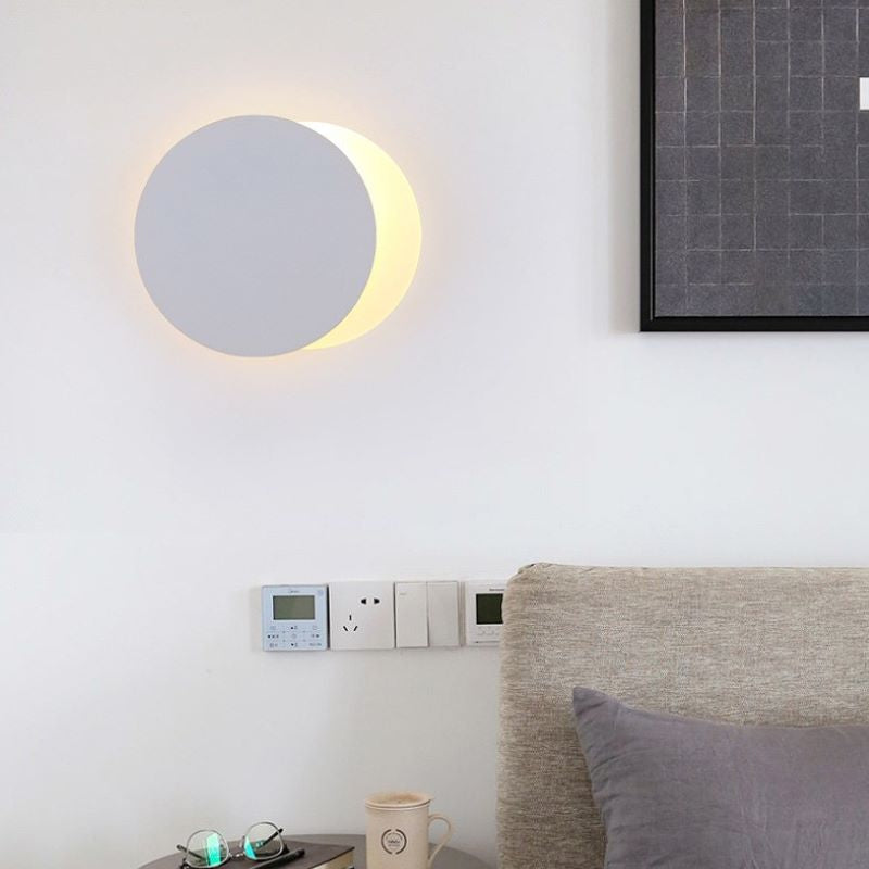 Creative Rotating Solar Eclipse Wall Lamp