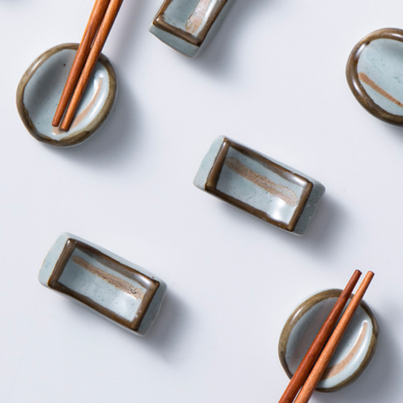 Japanese Style Harekutani Ceramic Chopstick Stand