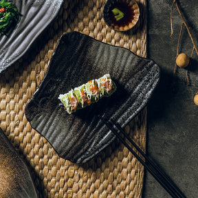 Akasuki Leaf Shaped Tile Dish
