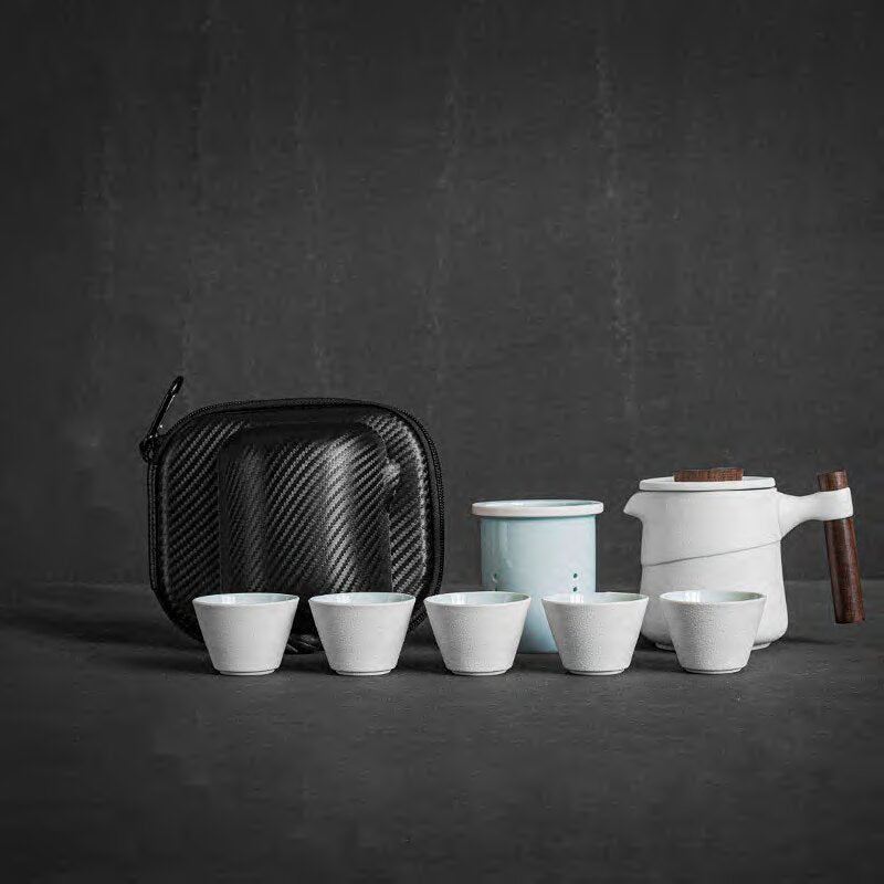 Hogen Ceramic Wooden Handle Mug
